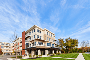 Exterior of Walnut Trace senior living apartments